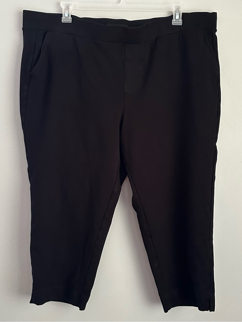 Torrid 4 Capri black cropped pants work trousers women’s 4R business casual